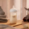 Avent-Bebi-flasica-1m+-Natural-Response-260ml-SCY903-01-2